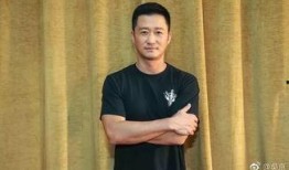 扒姨太爆料吴京完整视频,扒姨太揭秘动作巨星幕后故事